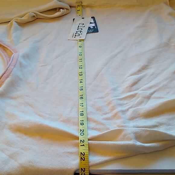 NWT Cloth by design long sleeve shirt.  NEW Size XS - Picture 7 of 8